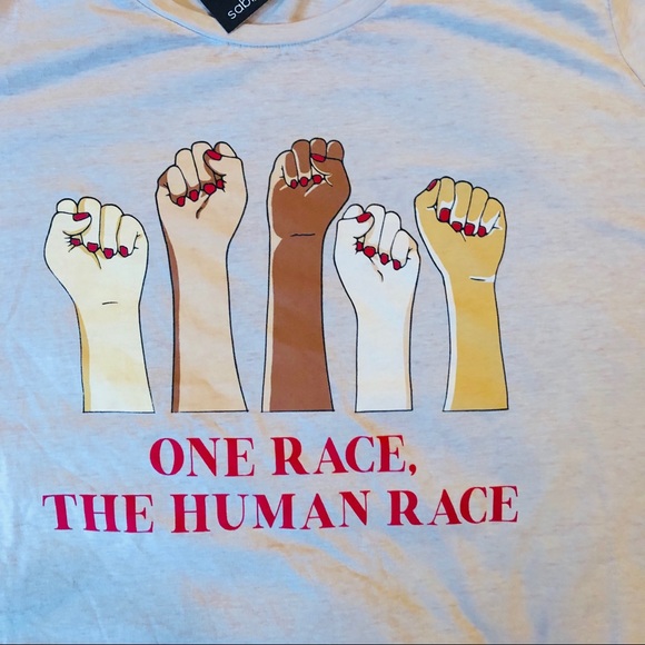 SABLE SKY One Race The Human Race T’Shirt - Picture 9 of 9